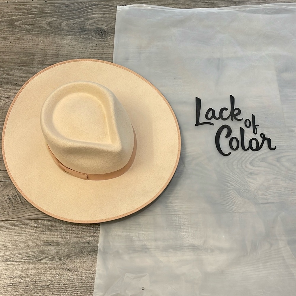 Lack of Color Ivory Rancher - Picture 2 of 7